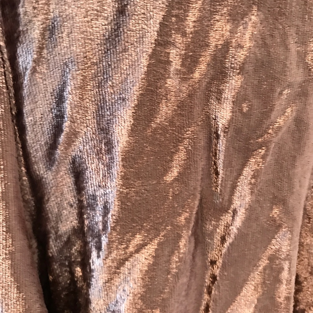 Halogen champagne crushed velvet🎄 - Picture 2 of 3
