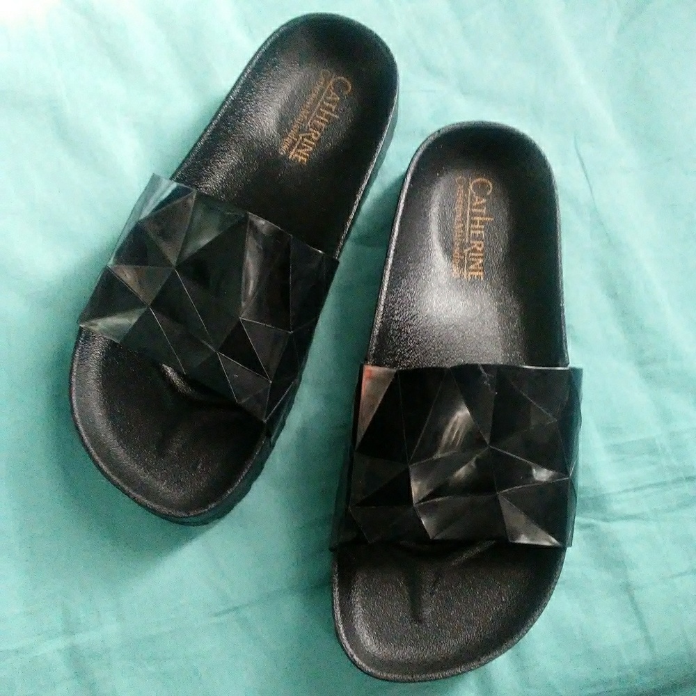 Catherine Malandrino black sandals