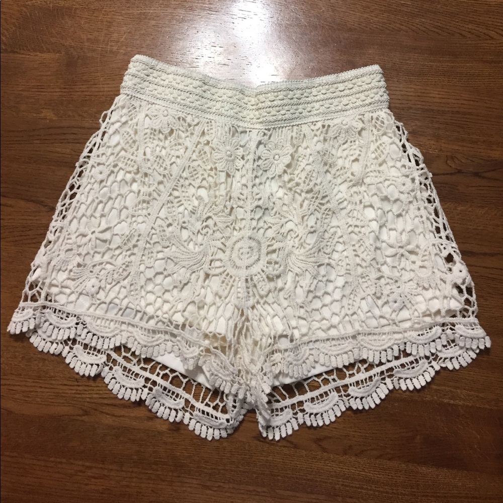 Rue 21 - Lace shorts