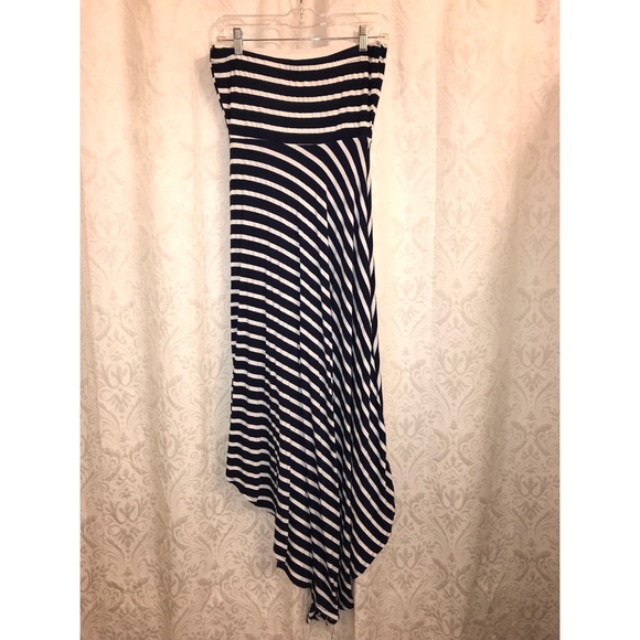 High-Low Dress - Picture 2 of 4