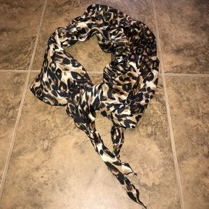 Leopard scarf