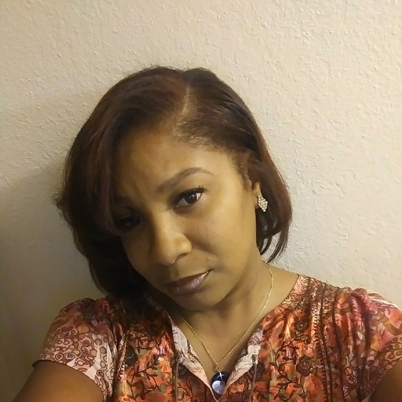 Meet your Posher, Tiaing - Picture 1 of 1