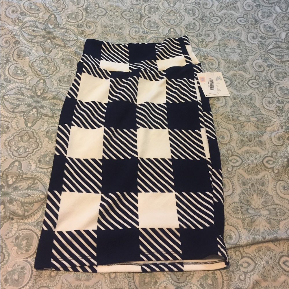 LuLaroe Cassie skirt