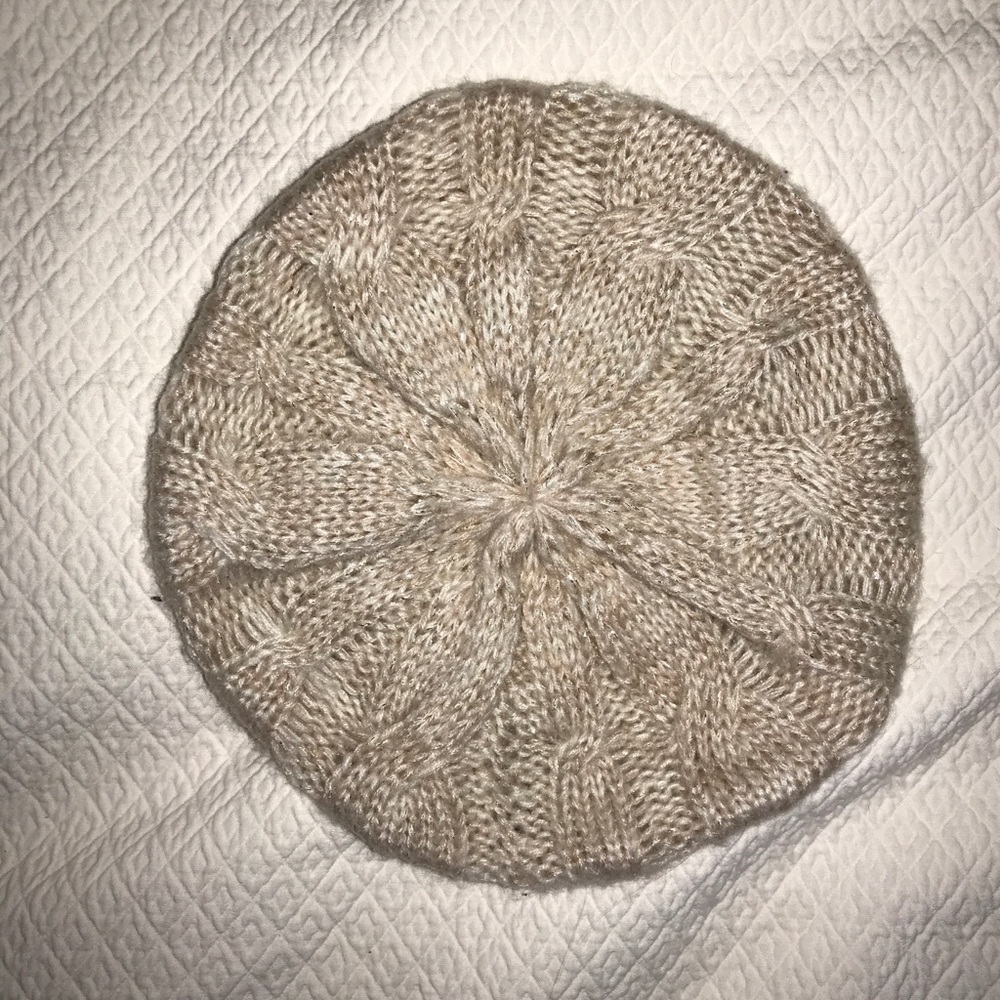 Beret hat