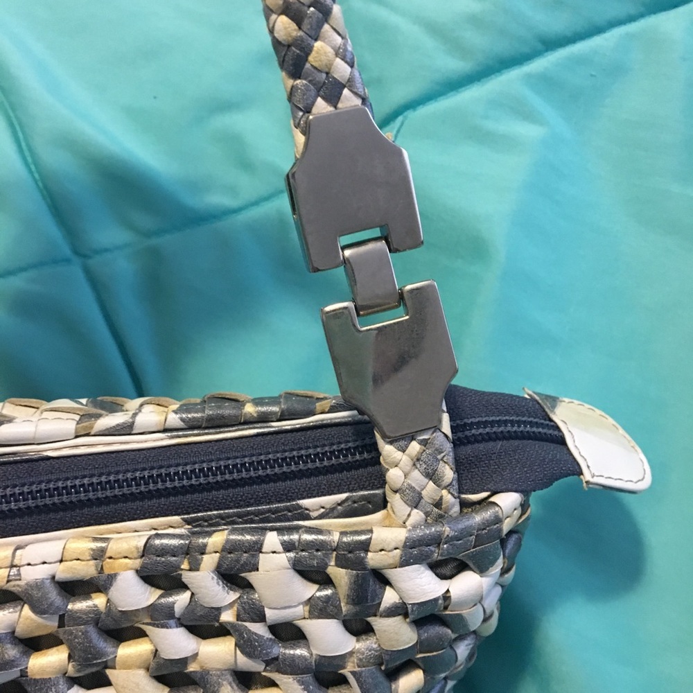 Purse - Picture 4 of 6