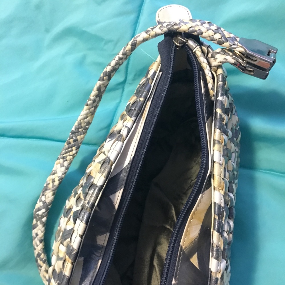 Purse - Picture 5 of 6