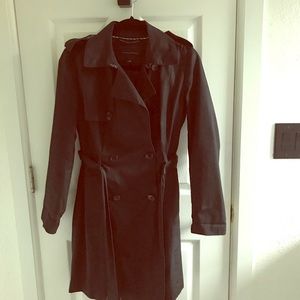 Black banana republic trench coat. Size small