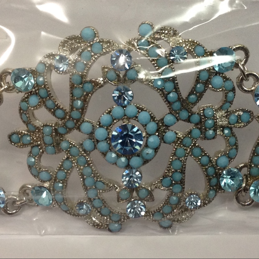 Super sparkly blue bracelet, NWT