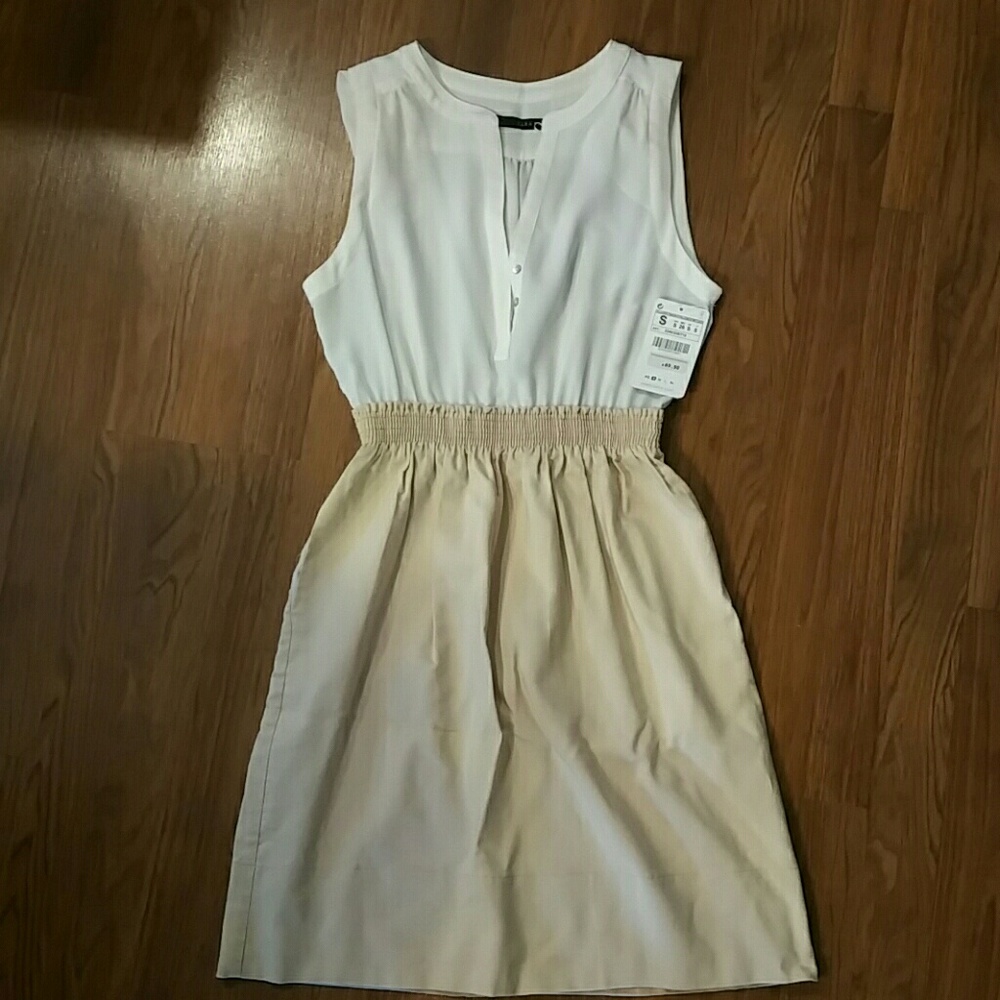 NWT Zara Classic Basic Dress with pockets