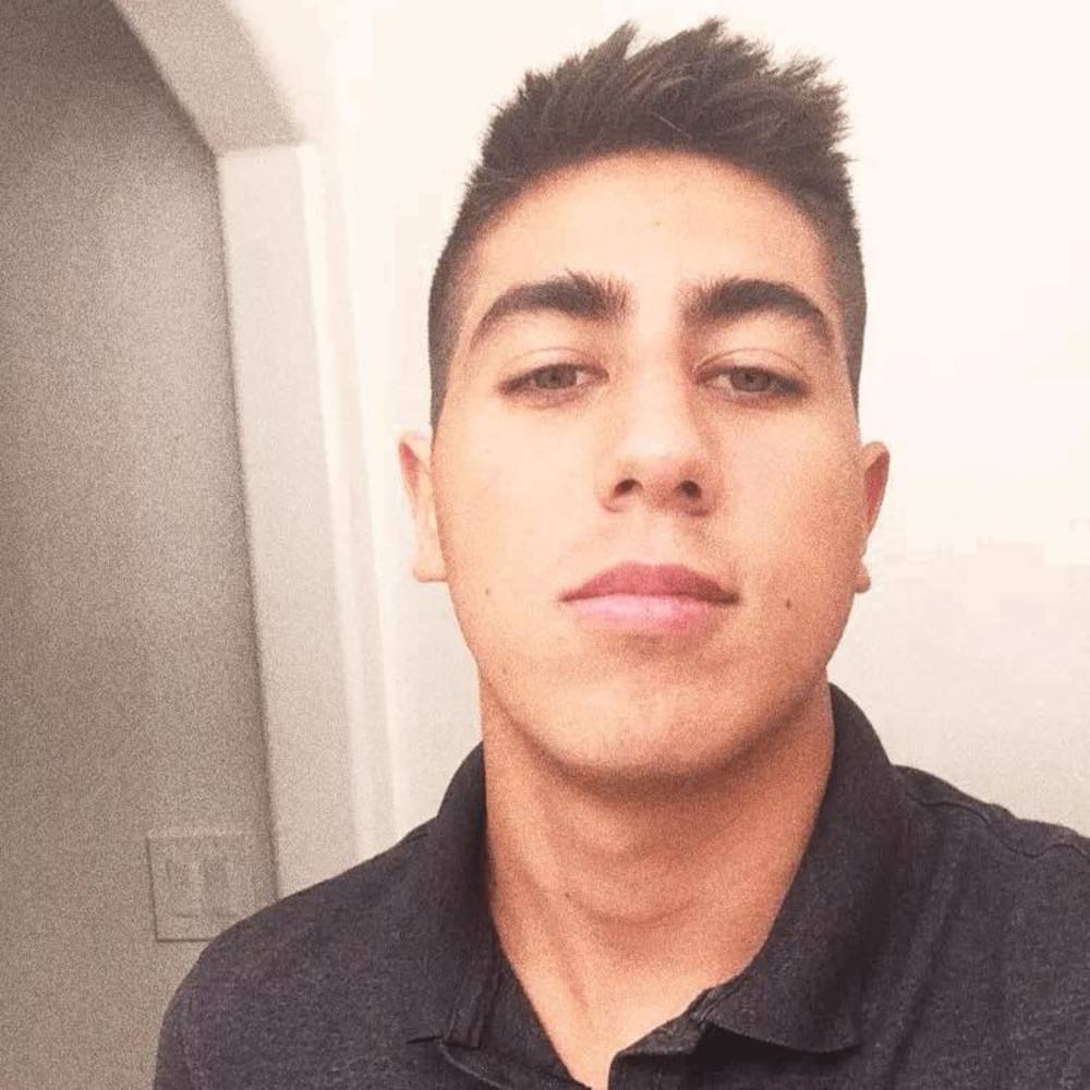 Meet your Posher, Diego