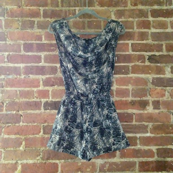 H&M Romper - Picture 1 of 4