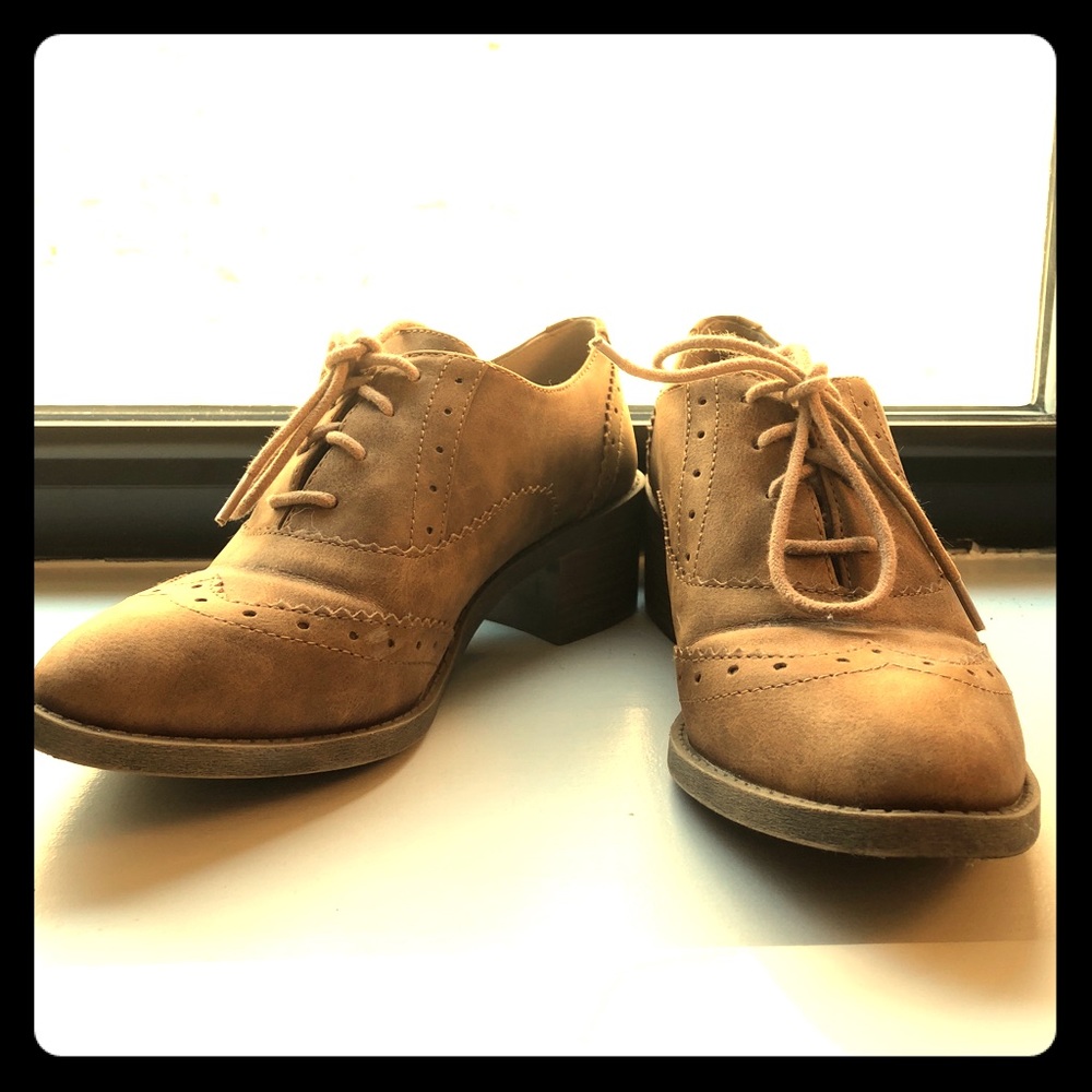 maurices brown heeled oxford