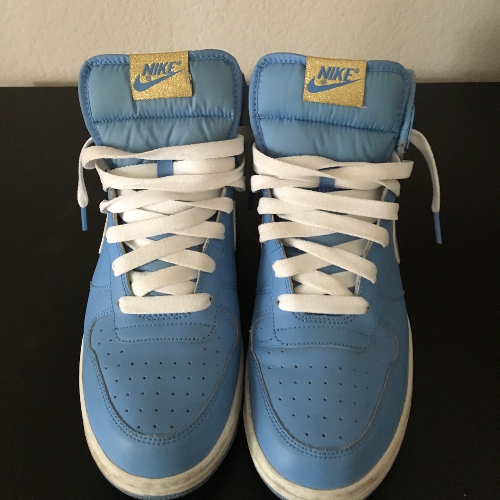 Nike Dunk Mid