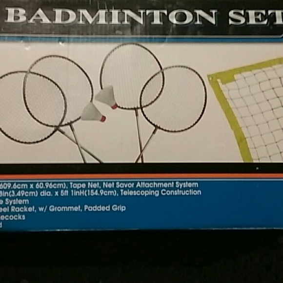 4 person Badminton set never opened - Picture 2 of 7