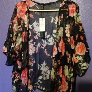 🔥Floral cardigan🔥 price as low as possible🔥