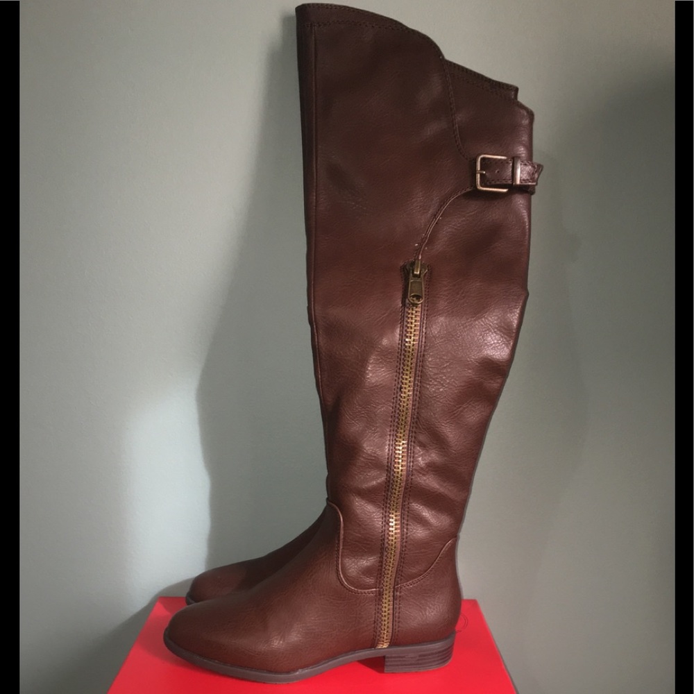 Rialto first row boots