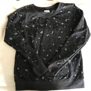 Old Navy crew neck sweatshirt