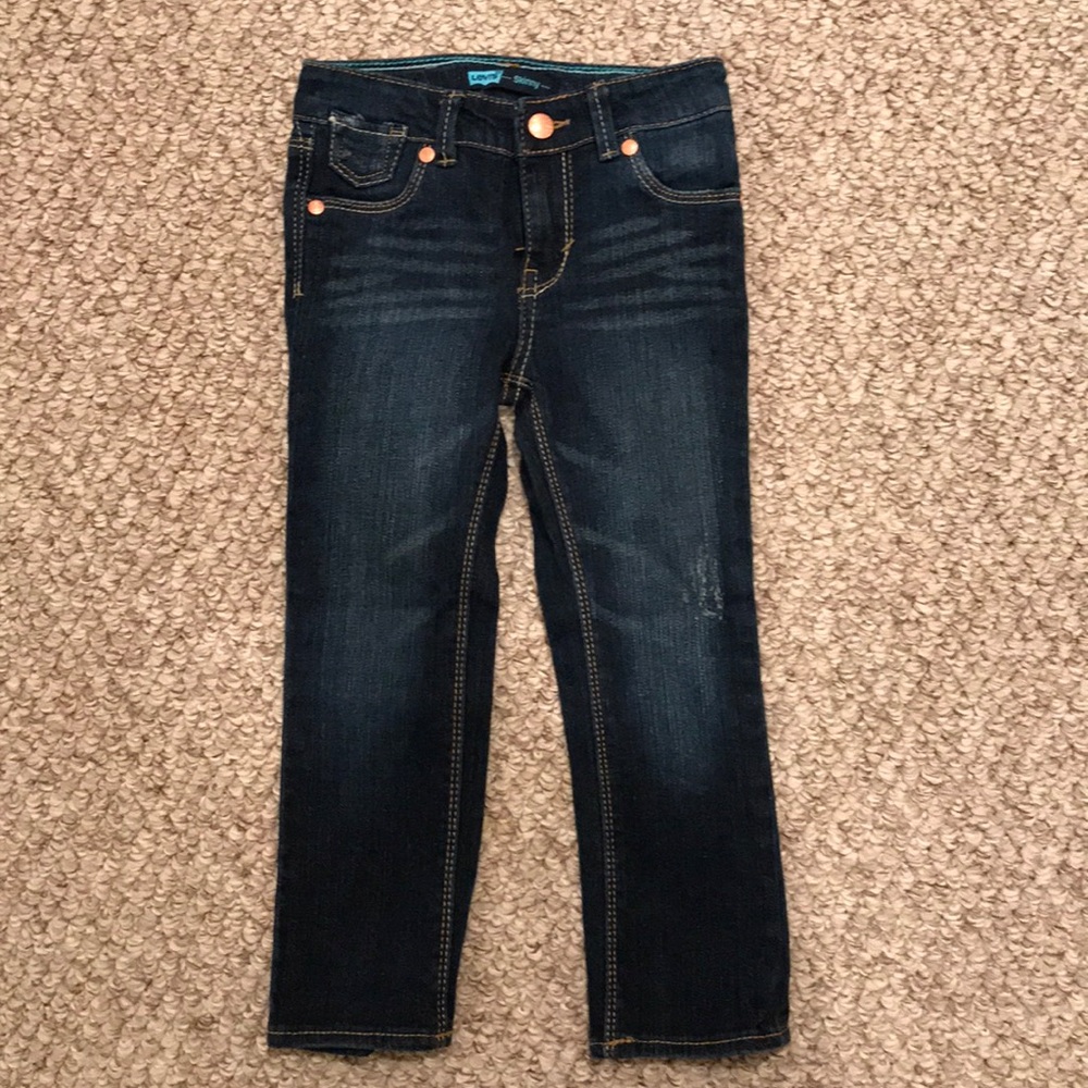 Levi’s Distressed Denim Skinny Jeans