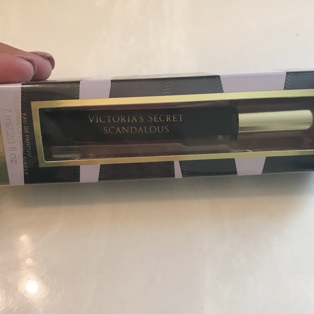 Victoria secret scandalous rollerball perfume 🎁