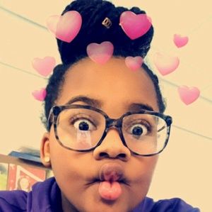 Meet your Posher, Mya