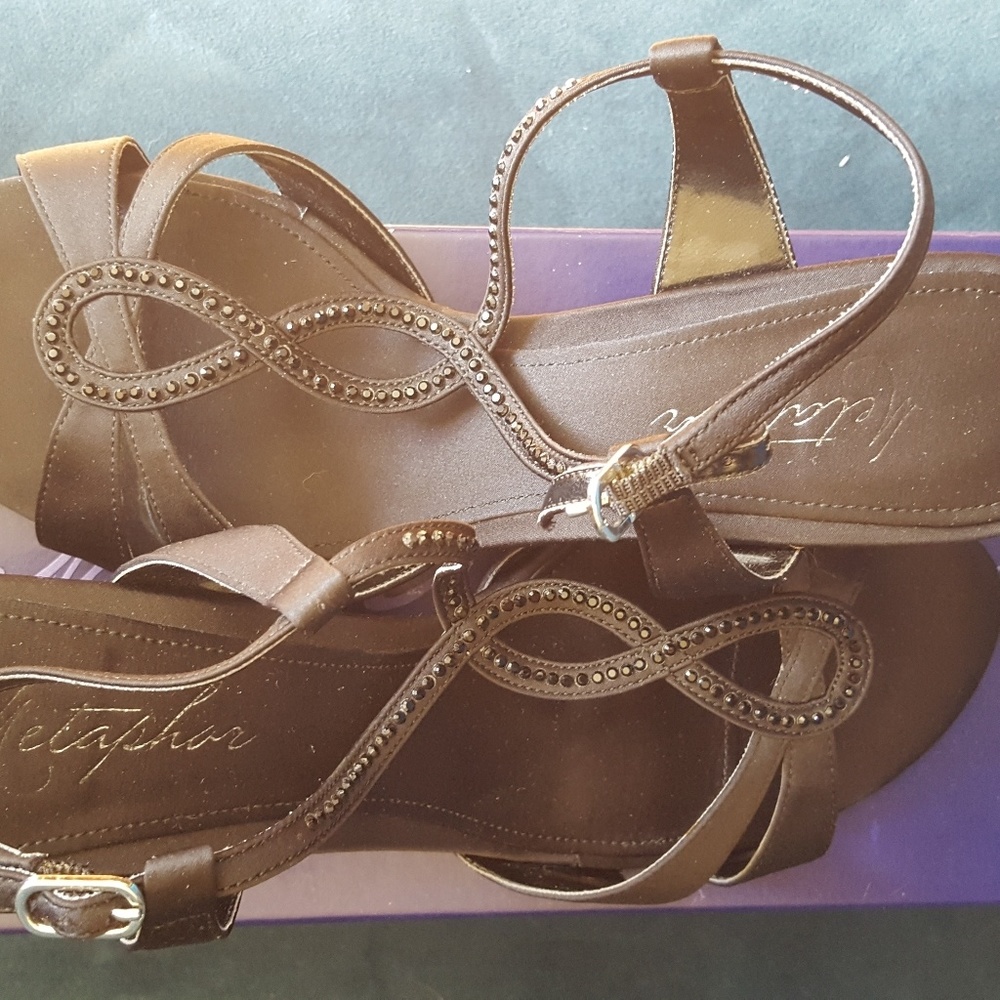 (Metaphor) "Grace" Black Dress Sandals