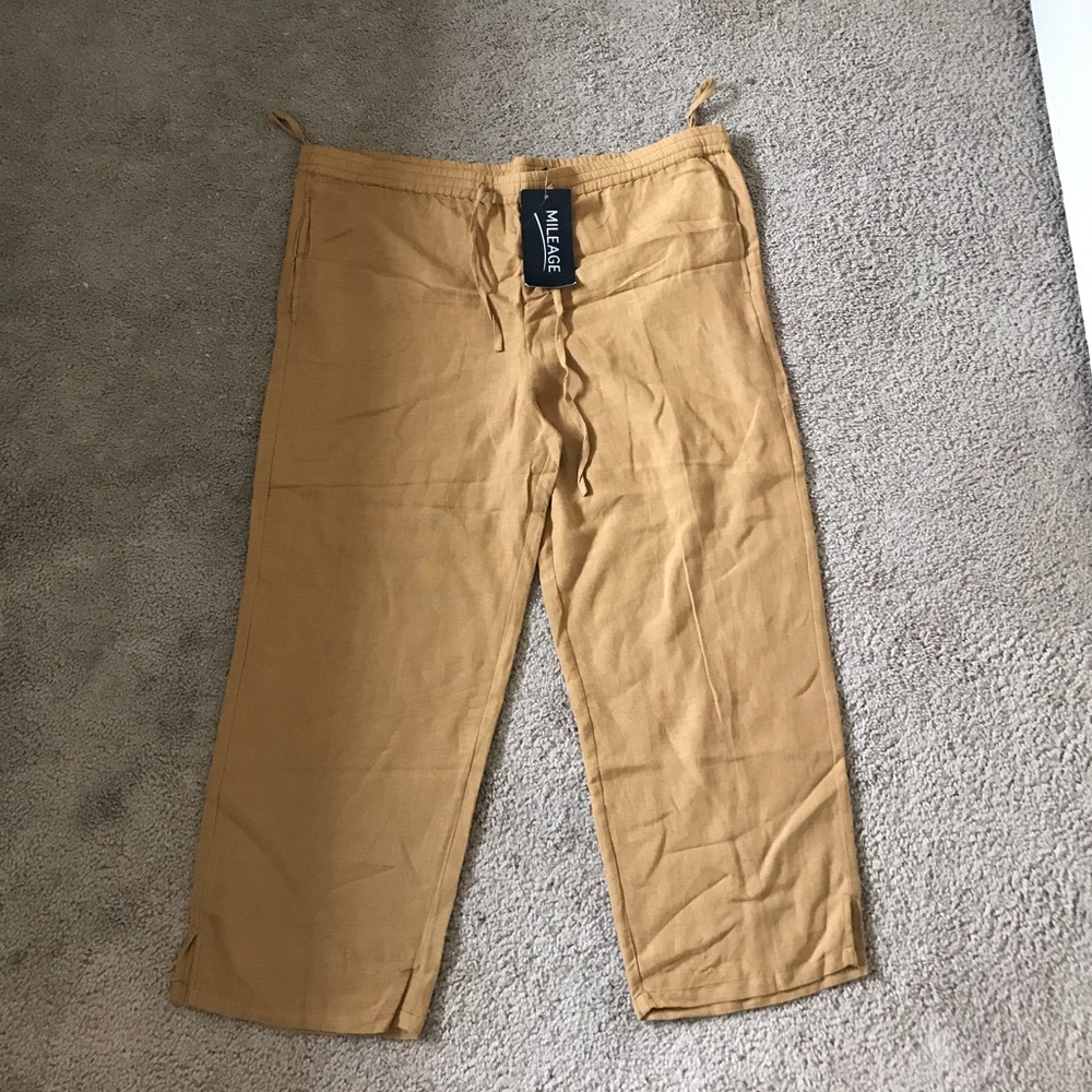 NWT* Capri Drawstrings pants by MILEAGE