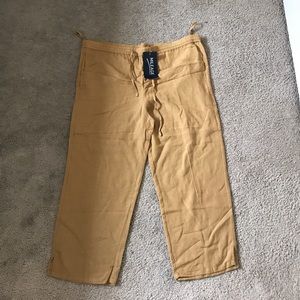 NWT* Capri Drawstrings pants by MILEAGE