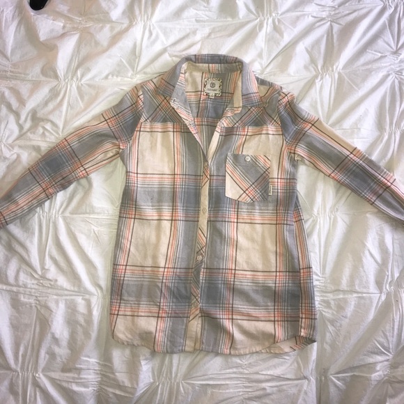 Cute Long Sleeve Flannel - Picture 1 of 2