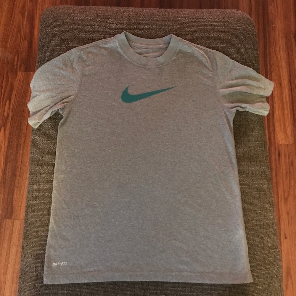 Nike DriFit T-Shirt
