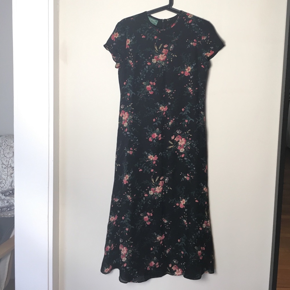 Ralph Lauren floral midi dress. Hem hits mid-calf.