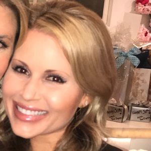 Meet your Posher, Leah