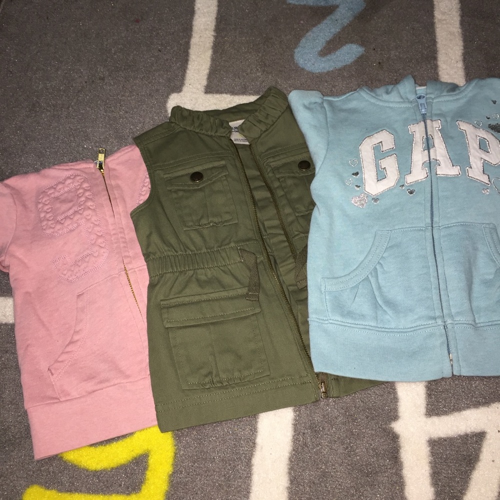 hoodie and vest bundle 🤗