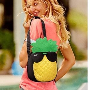 💕BRAND NEW💕 Pink VS Pineapple Cooler