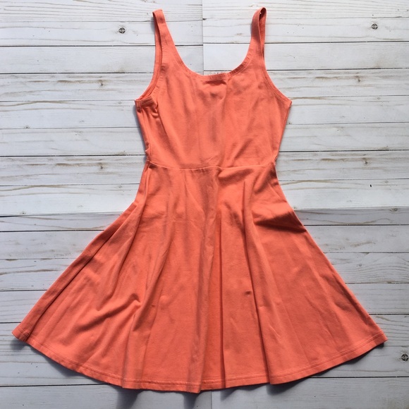 💛 Express skater dress - Picture 1 of 2