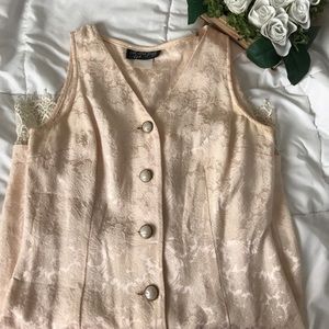 Vintage cream colored dress, super cute