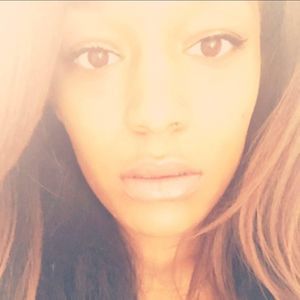 Meet your Posher, Gabrielle
