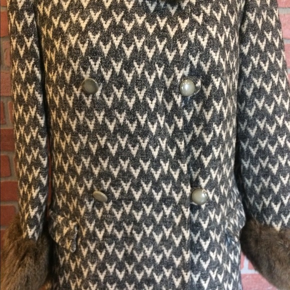 Vintage fur coat - Picture 2 of 6