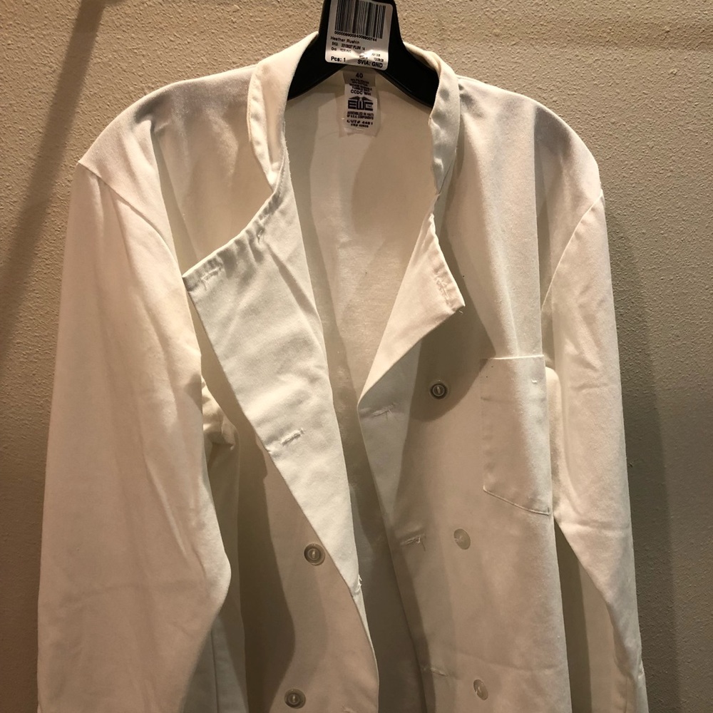 EWC chef coat. White. 40.