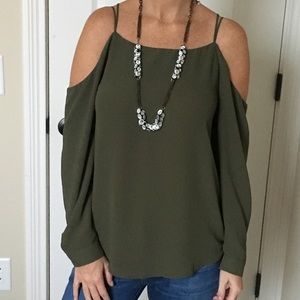DL LS NELLY COLD SHOULDER STRAPPY TOP