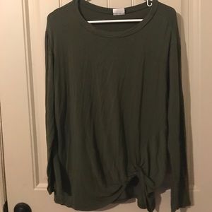 Plain knotted side top