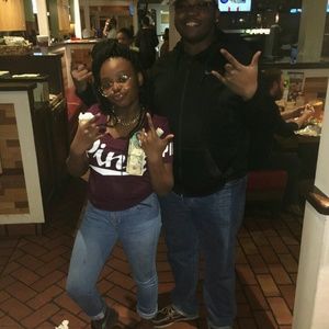 Meet your Posher, Arielle