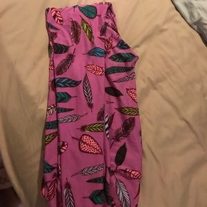 Feathered Lularoe leggings worn once
