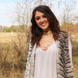 Meet your Posher, Paige