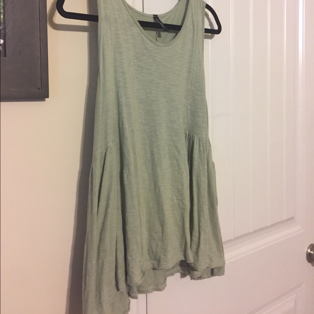 Boutique side peplum tank