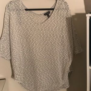 Off the shoulder jessica Simpson shirt