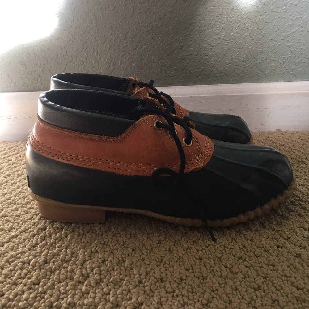 Eddy Bauer water proof ankle cut booties.