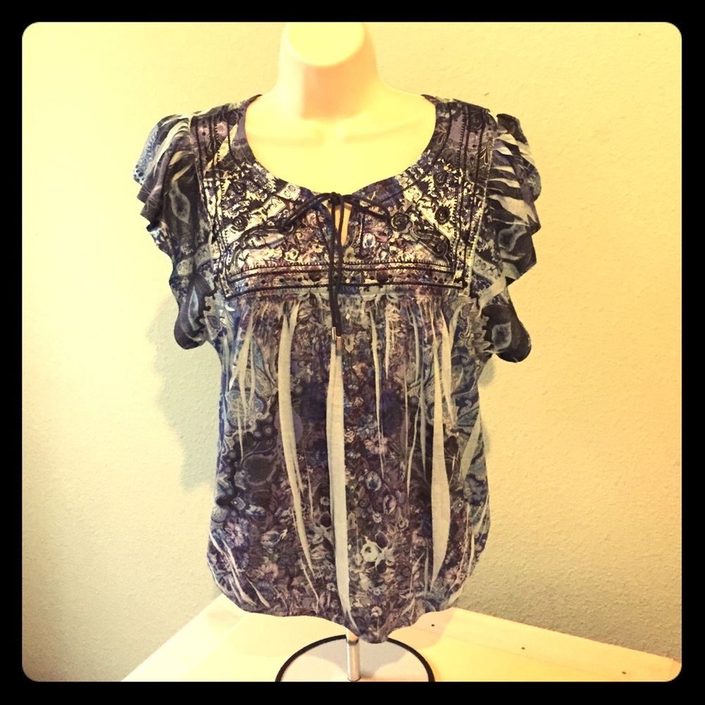 Women’s blouse