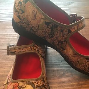 Hot Chocolaticas Mary Jane shoes size 38