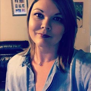 Meet your Posher, Joella