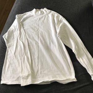 Oversized white turtleneck long sleeve